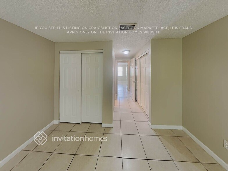 Building Photo - 16123 Sandcrest Way