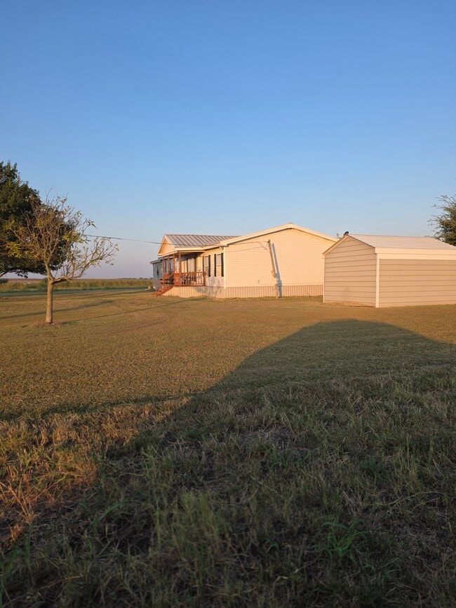Building Photo - 187 County Rd 4113
