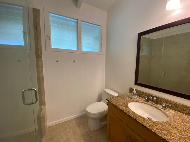 Building Photo - Kailua