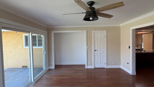 Building Photo - Beautiful Updated 4-Bedroom Martinez Home with Hardwood Floors,  Backyard & Gardener Included
