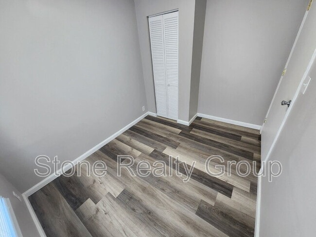 Building Photo - 2200 S 8th St