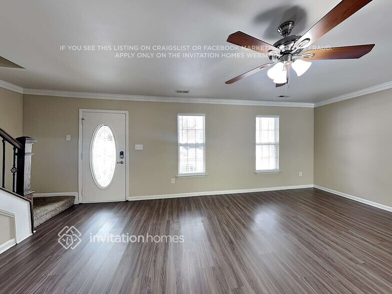 Building Photo - 8808 Clifton Meadow Dr