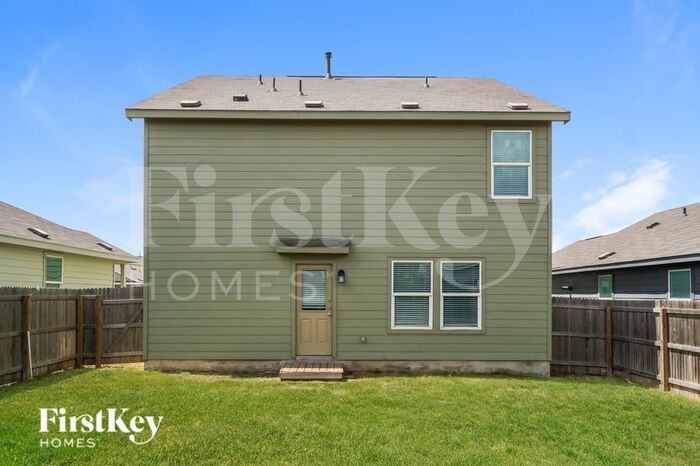 Building Photo - 2425 Double Oak Dr