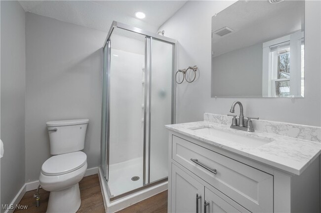 Building Photo - 218 Roxboro Rd