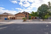 Building Photo - 2523 S 41st Ave