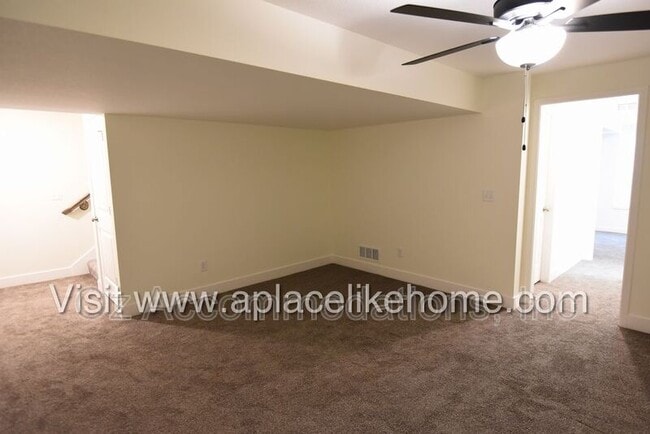 Building Photo - 4008 NW 95th Terrace