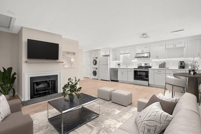 Building Photo - 4 Jericho Rd