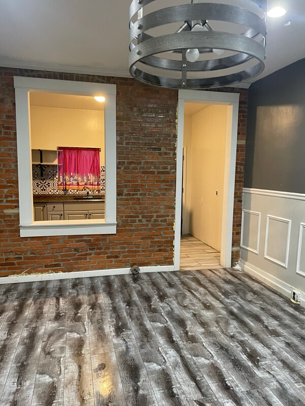 Building Photo - 1607 Abbotston St