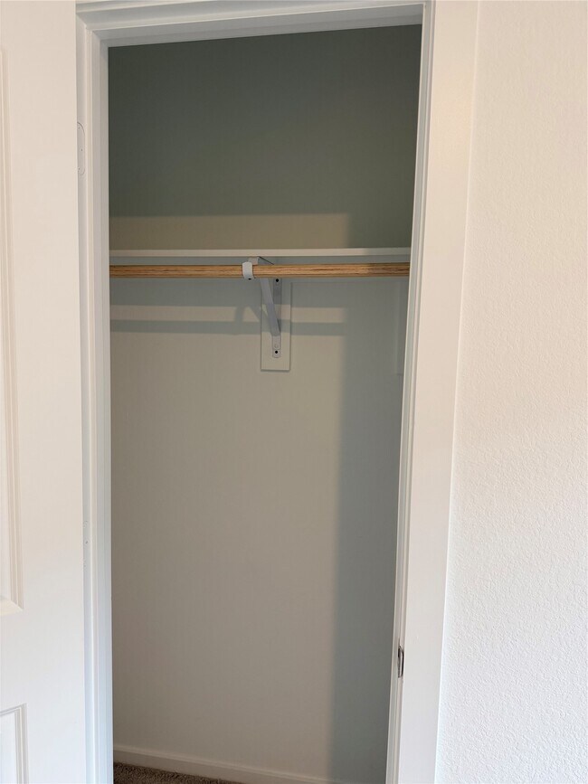 Building Photo - 6115 Sunburst Scarlet St