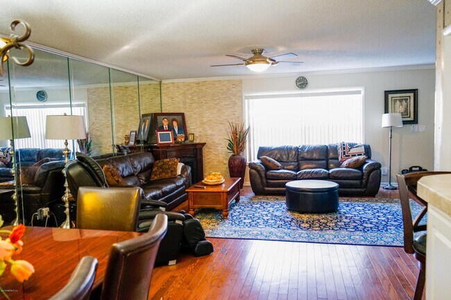 Building Photo - 695 A1A N