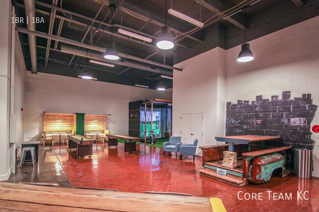 Building Photo - 1180 E 30th St