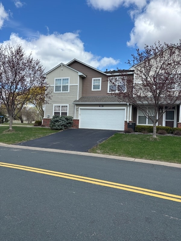 Primary Photo - 931 Willow Glen Dr