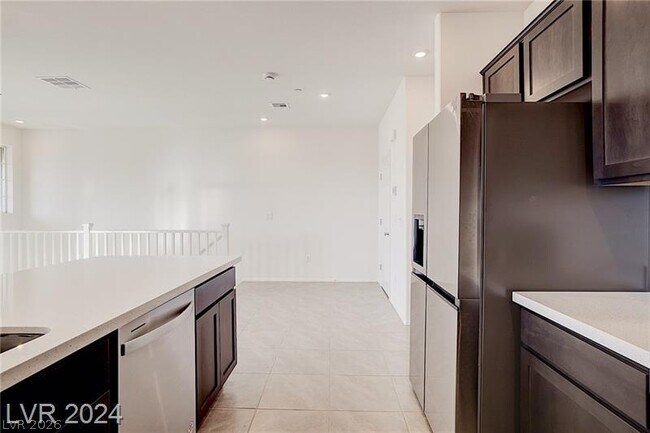 Building Photo - 5613 Steampunk St