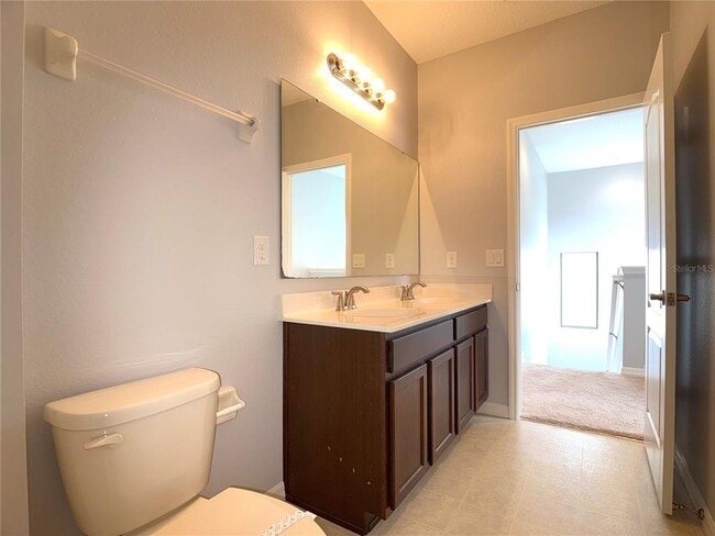 Building Photo - 1282 Clove Dr