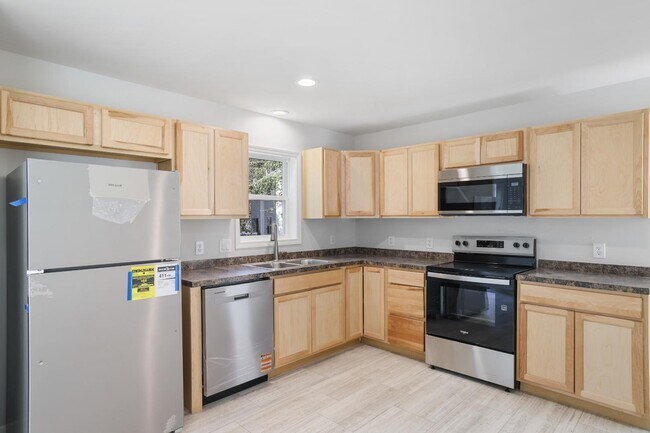 Building Photo - 8206 Natures Dr