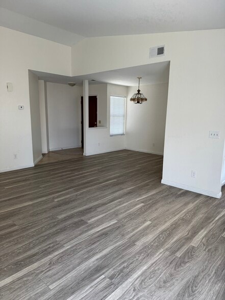 dining area - 4184 Breezy Glen Dr