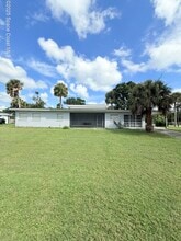 Building Photo - 400 Espanola Way