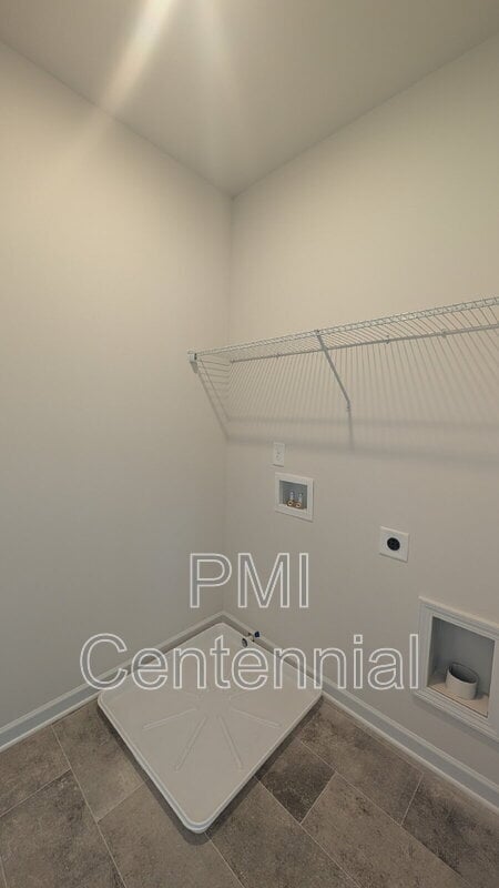 Building Photo - 4 Haven Dr