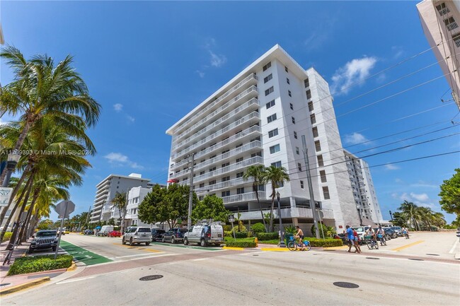 Building Photo - 401 Ocean Dr