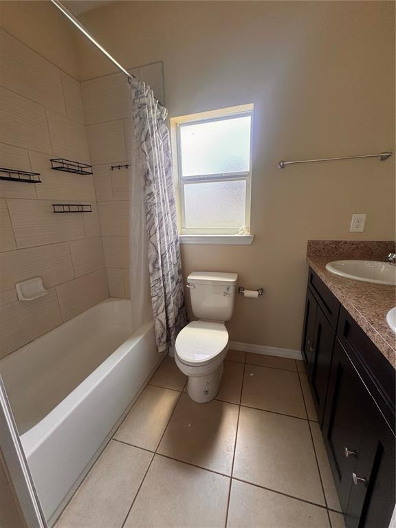 Building Photo - 677 Royalty Ct