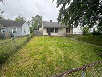 Building Photo - 3 Bed 1 Bath with Fence + 2 Car Garage - N...