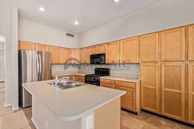 Building Photo - 1112 N Wade Dr