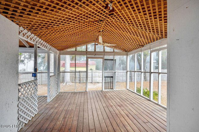 Building Photo - 1115 Emmons St