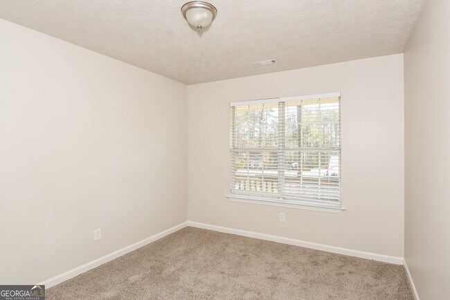 Building Photo - 105 Pemberton Pl