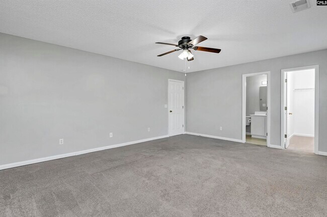 Building Photo - 141 Wigmore Ln