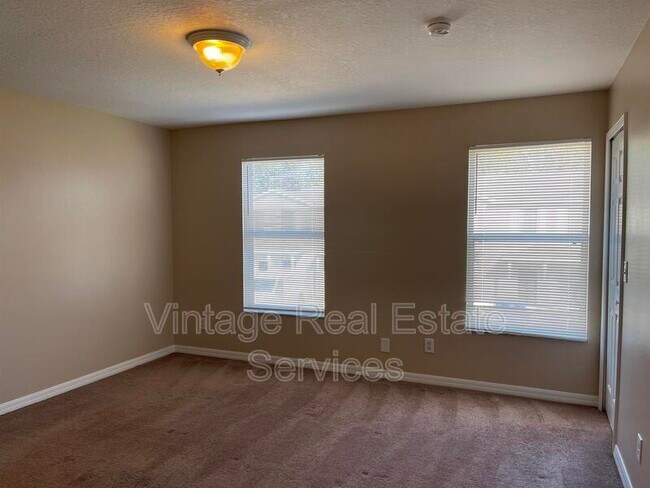 Building Photo - 12013 Peach Grv Ct