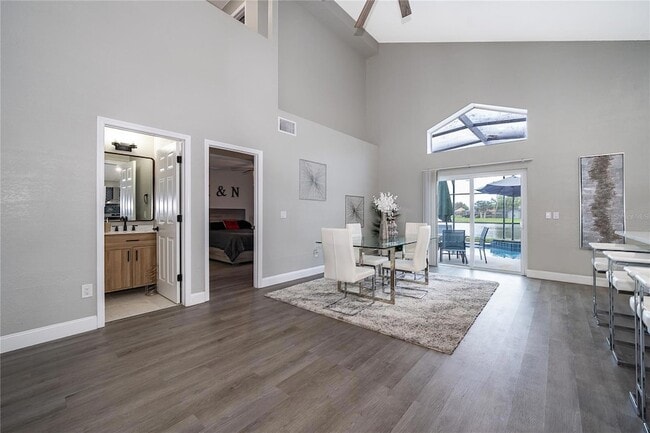 Building Photo - 3007 Stillwater Dr