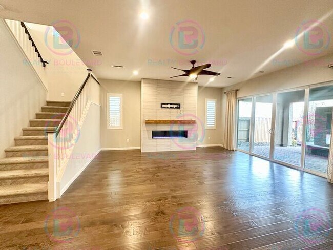 Building Photo - 5 Bedroom 3 Car Garage Home with Spa-Like Primary Suite & Resort-Style Backyard with Office, Loft...