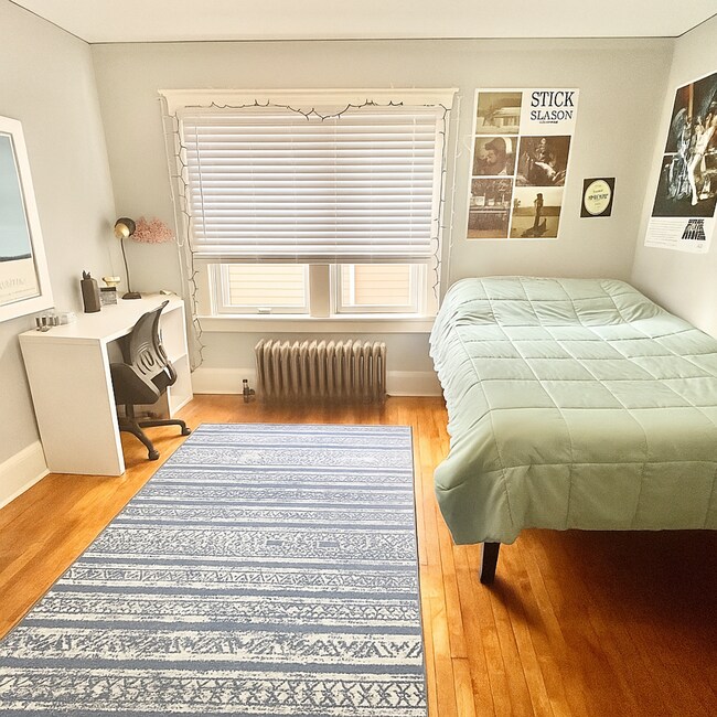 Building Photo - 504 Catherine St