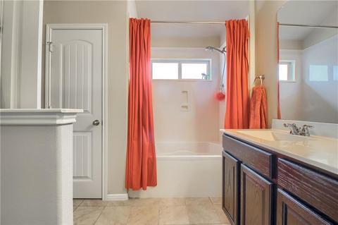 Building Photo - 1408 Blake St