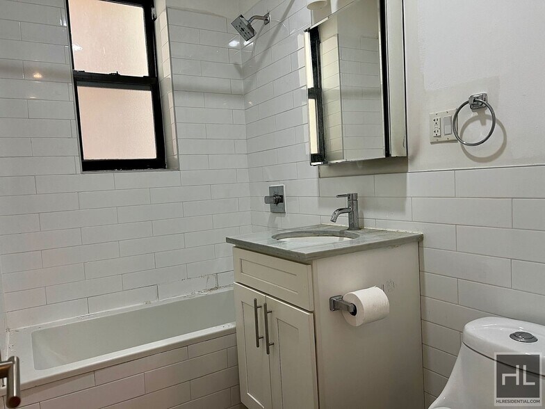 Building Photo - 2BR 1BA Pre-War Stunner On Riverside Drive...