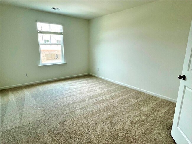 Building Photo - 270 Rivulet Dr