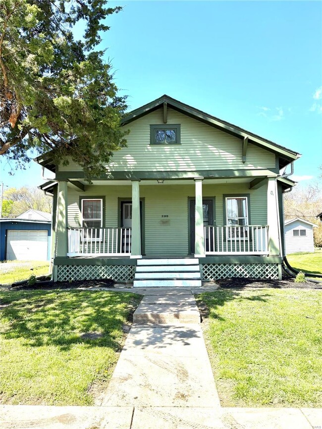 Primary Photo - 2103 N 4th St