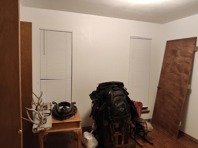 Building Photo - 71 Valleyview Rd