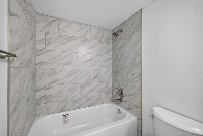 Building Photo - 14375 Strathmore Ln