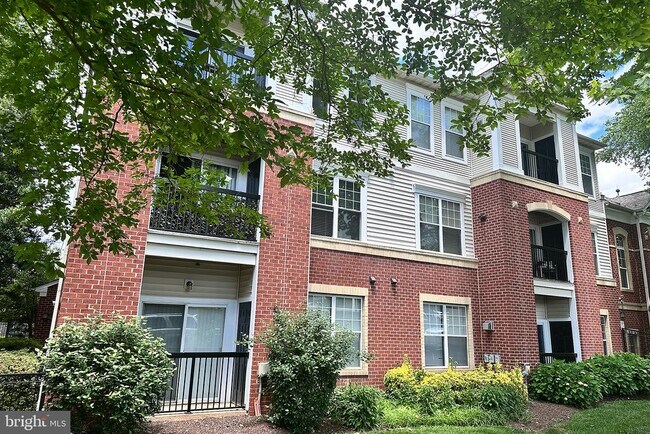 Building Photo - 11305 Aristotle Dr