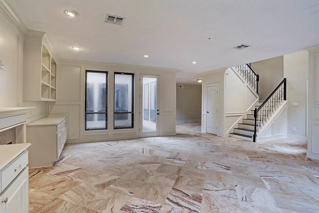 Building Photo - 15747 Tanya Cir