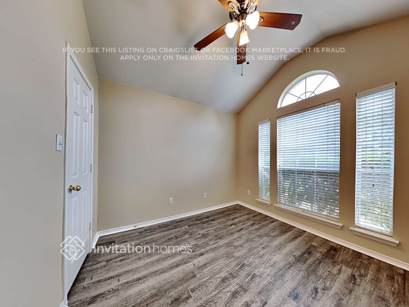 Building Photo - 4836 Stetson Dr S