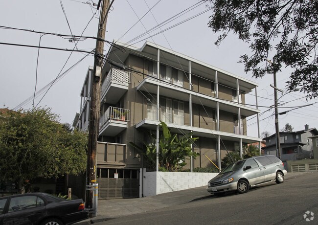 Building Photo - 455 Newton Ave