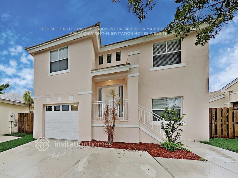 Primary Photo - 3366 Bonito Ln
