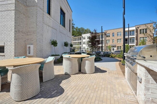 Building Photo - 19020 Potts Pk Ln