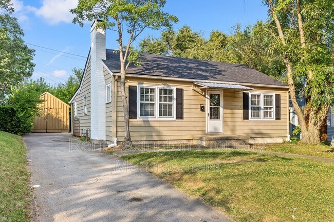 Building Photo - 1617 Liberty Rd