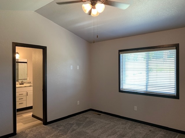 Building Photo - 902 Braelynn Ln