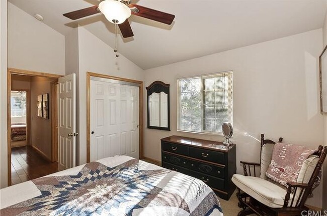Building Photo - 1165 Saturn Way