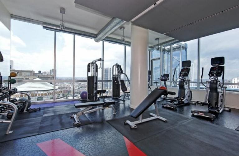 Building Photo - 149 W Kinzie St