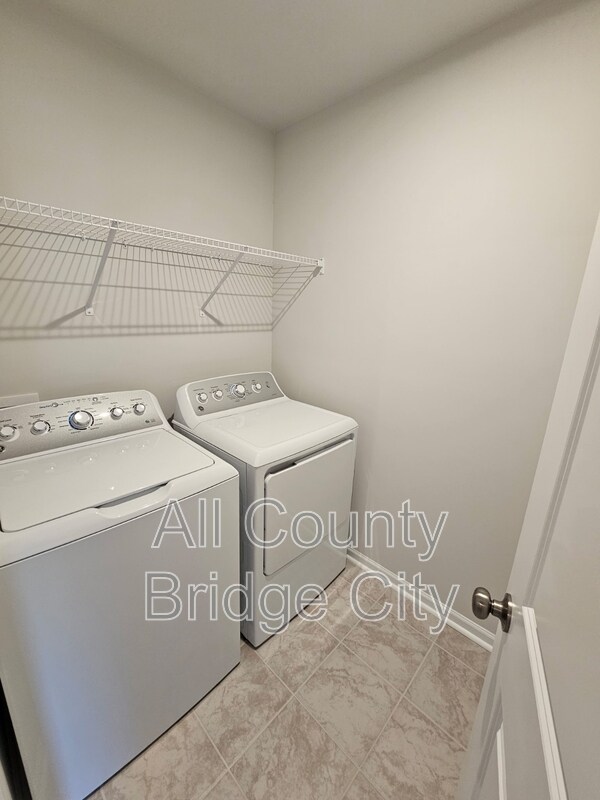 Building Photo - 157 Randwick Ln